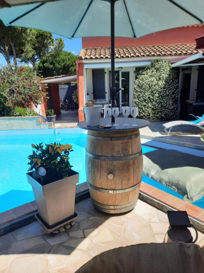 Hebergement Chambre D'Hotes Grau Du Roi Mas Des Marines Piscine Adult Only Ле-Гро-дю-Руа Экстерьер фото